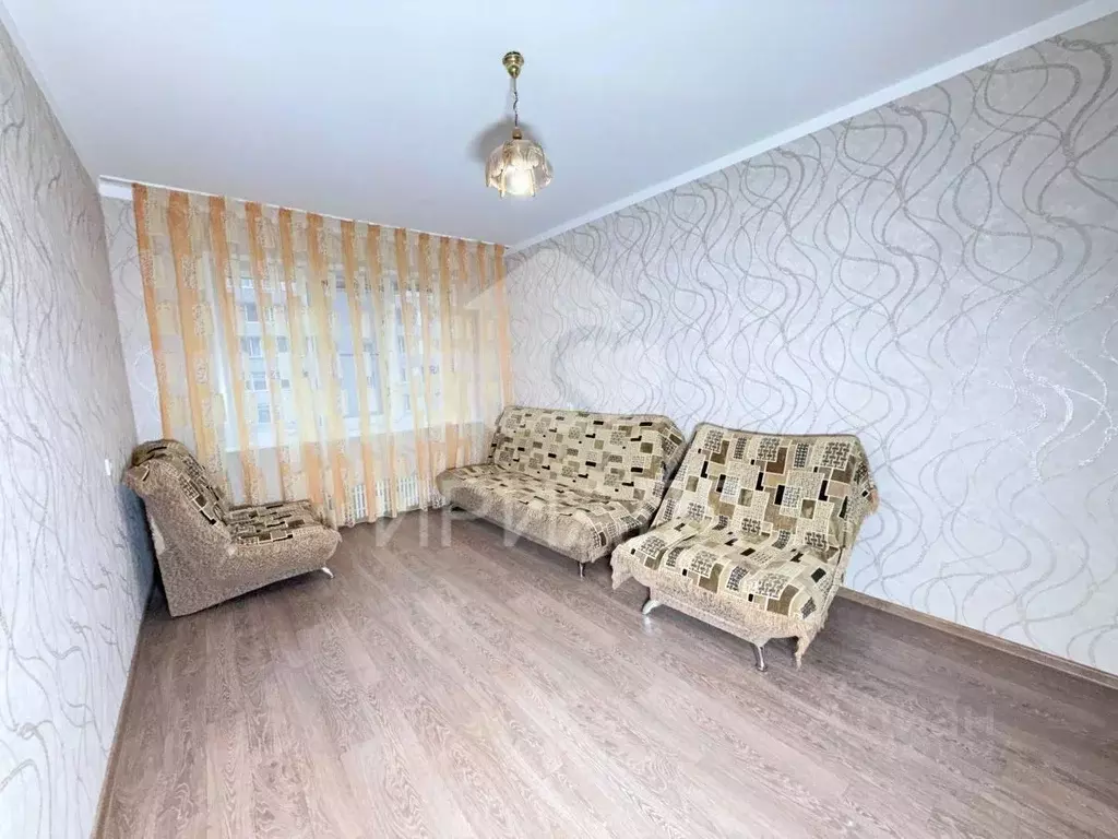 1-к кв. Курская область, Железногорск ул. Димитрова, 8к6 (40.1 м) - Фото 2