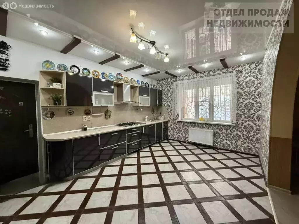 Дом в Крымск, улица Красной Розы (228 м) - Фото 2