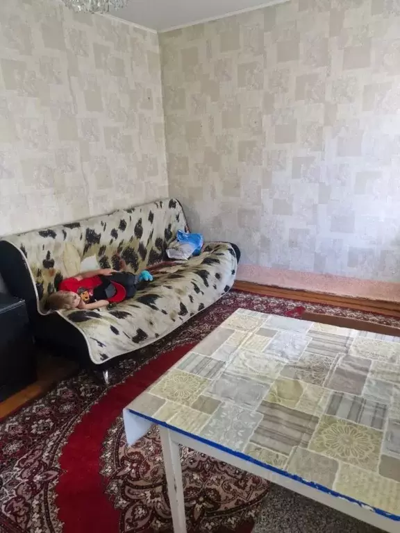 Комната Алтайский край, Барнаул ул. Гулькина, 30 (17.0 м) - Фото 0