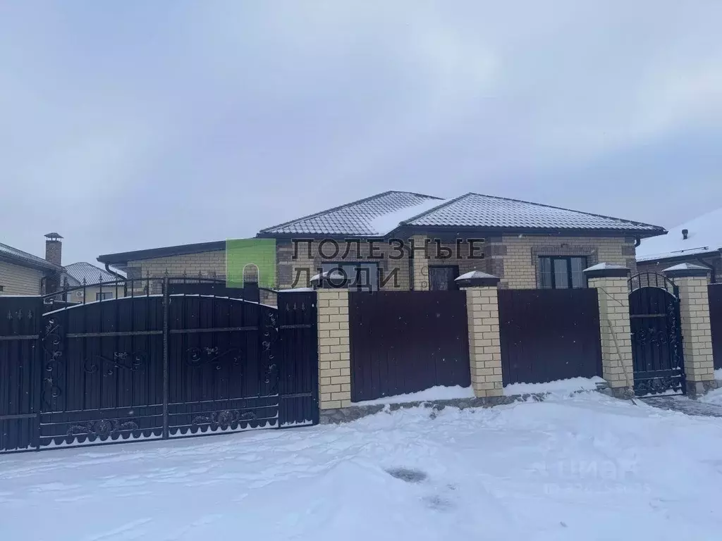 Дом в Белгородская область, Белгородский район, Дубовское с/пос, пос. ... - Фото 1