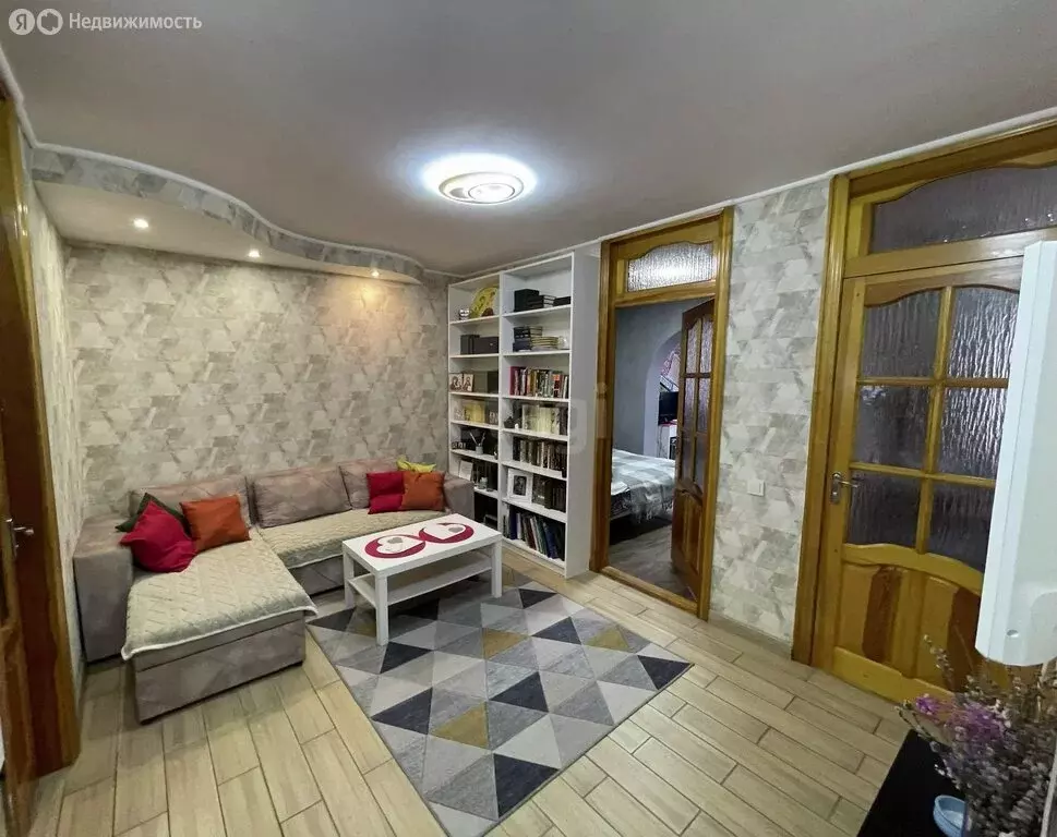 3-комнатная квартира: Ялта, Московская улица, 47 (50.4 м) - Фото 2