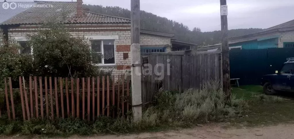 Дом в Челябинская область, Уйский муниципальный округ, деревня ... - Фото 1