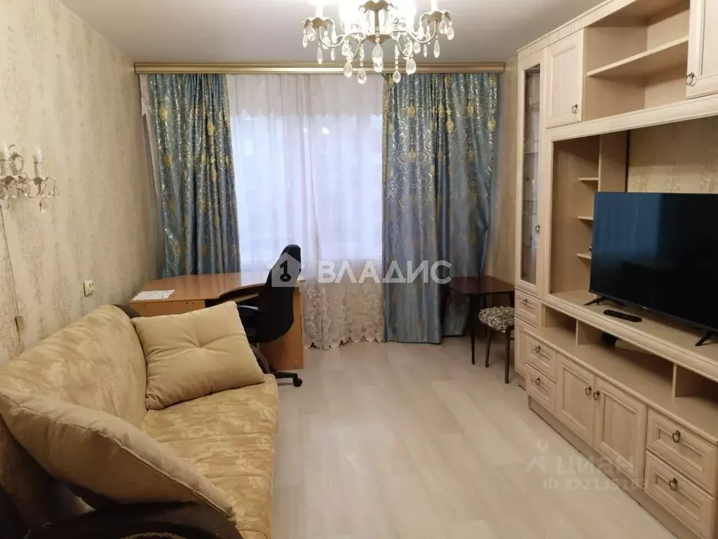 2-к кв. Владимирская область, Владимир Юбилейная ул., 8 (54.0 м) - Фото 0