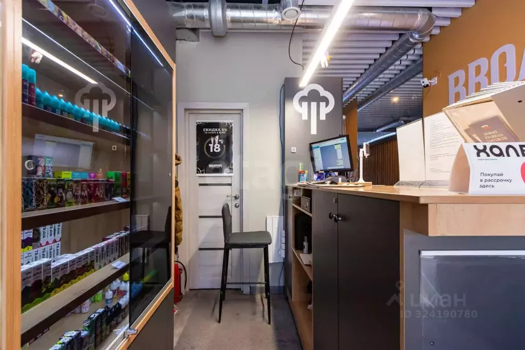 Помещение свободного назначения в Тюменская область, Тюмень ул. ... - Фото 1