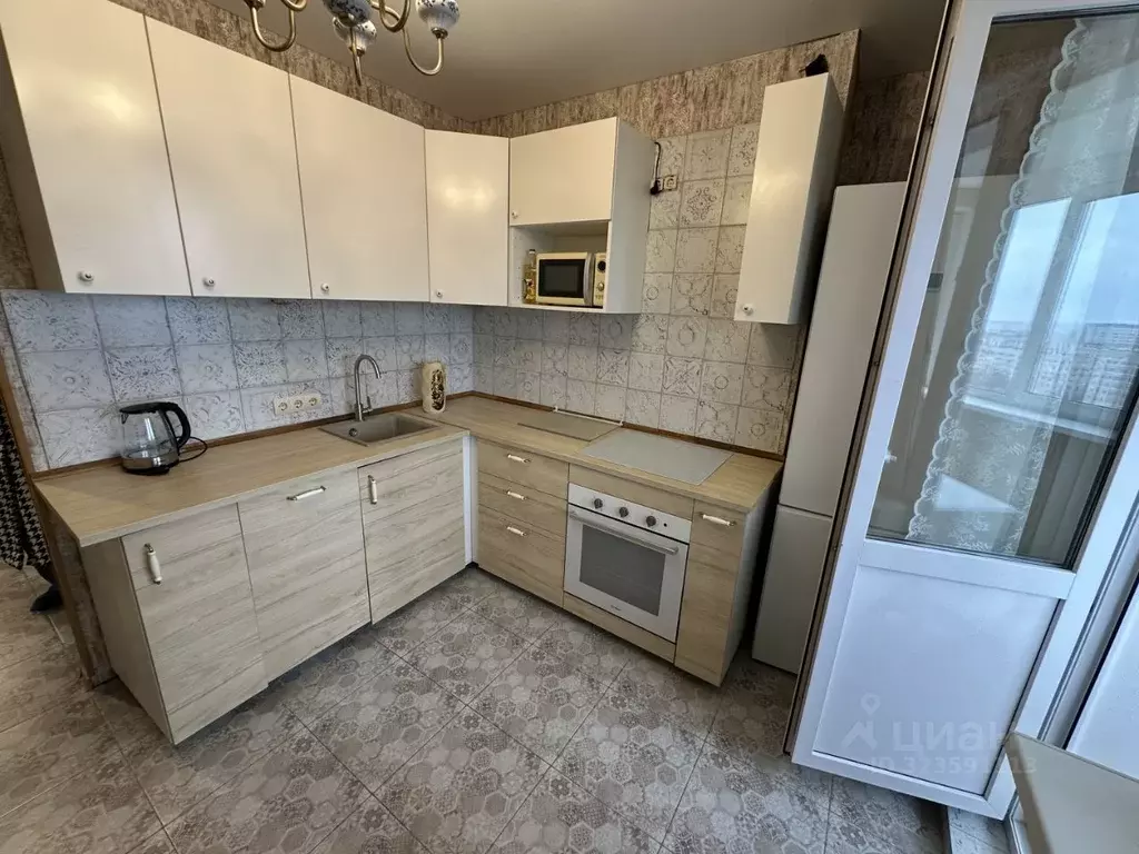 1-к кв. Калужская область, Калуга бул. Солнечный, 10 (36.7 м) - Фото 2