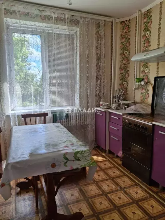 3-к кв. Белгородская область, Белгород ул. Щорса, 45а (71.0 м) - Фото 1