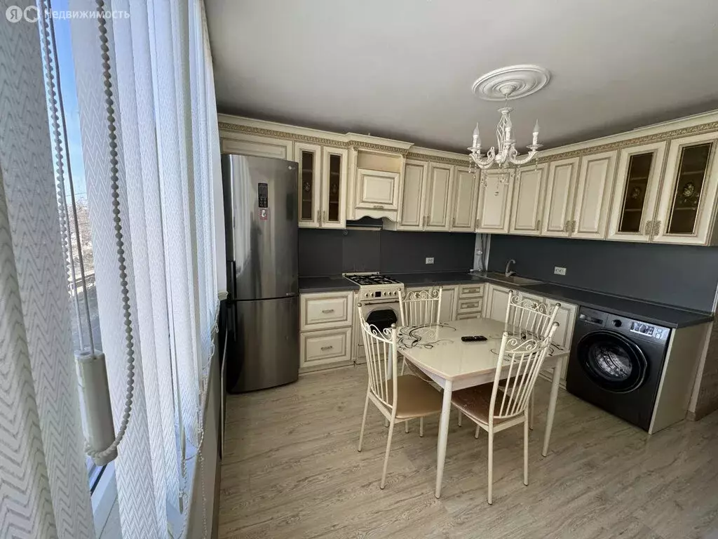 2-комнатная квартира: Дербент, улица Саида Габиева, 24 (55 м) - Фото 0