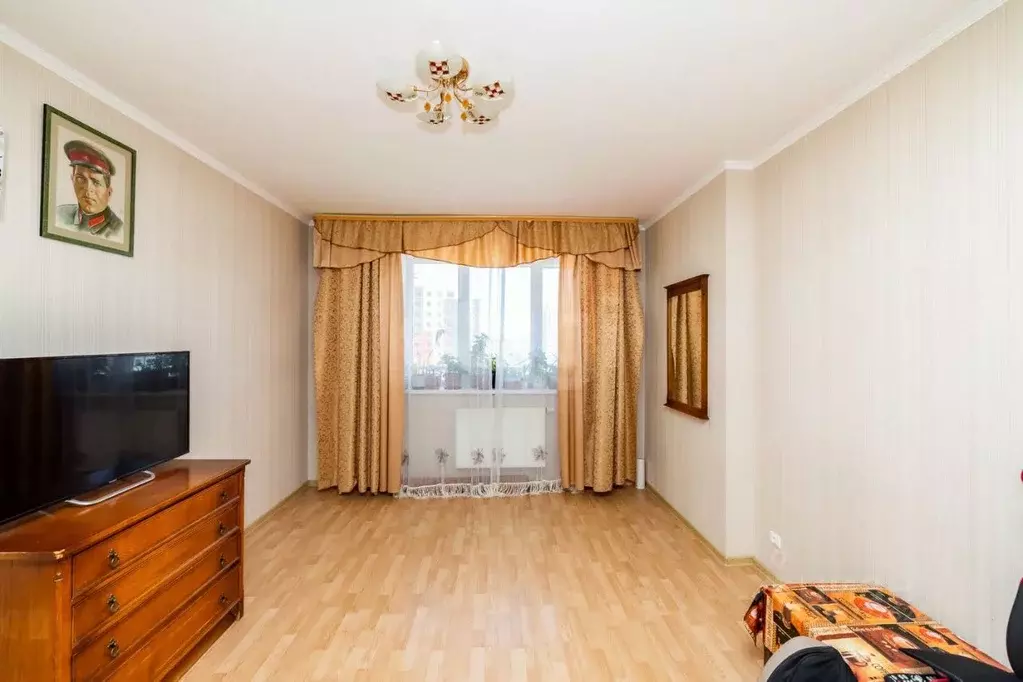 3-к кв. Ханты-Мансийский АО, Сургут Университетская ул., 11 (107.8 м) - Фото 1