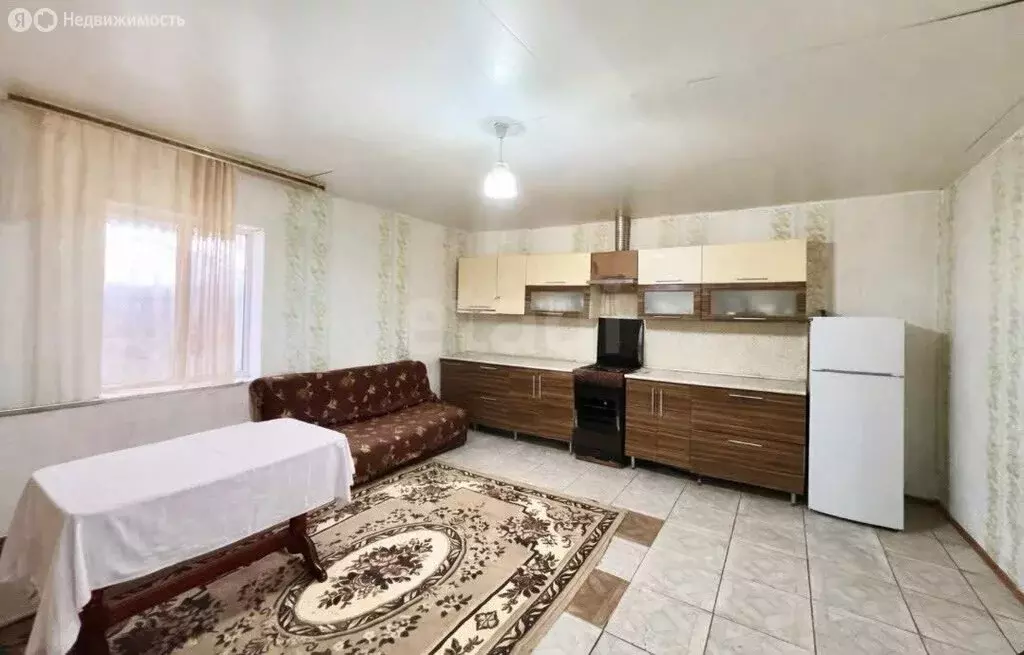 Дом в хутор Верхняя Гусынка, Народная улица (64.1 м) - Фото 1