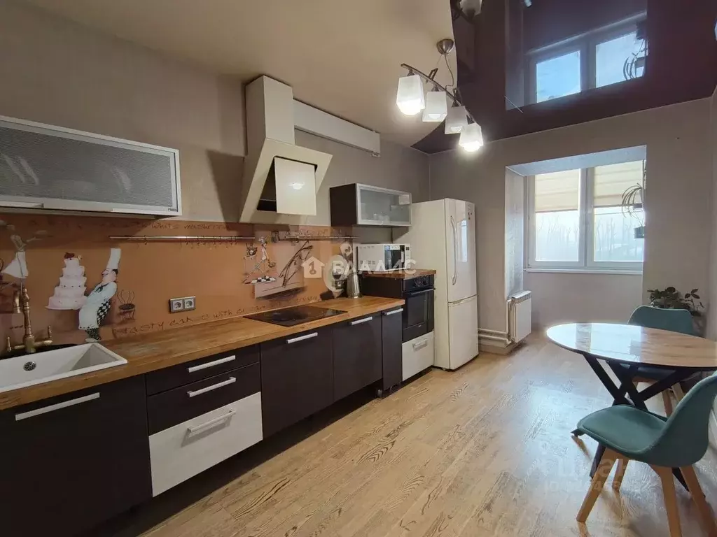 3-к кв. Иркутская область, Иркутск ул. Ядринцева, 27/1 (115.0 м) - Фото 1