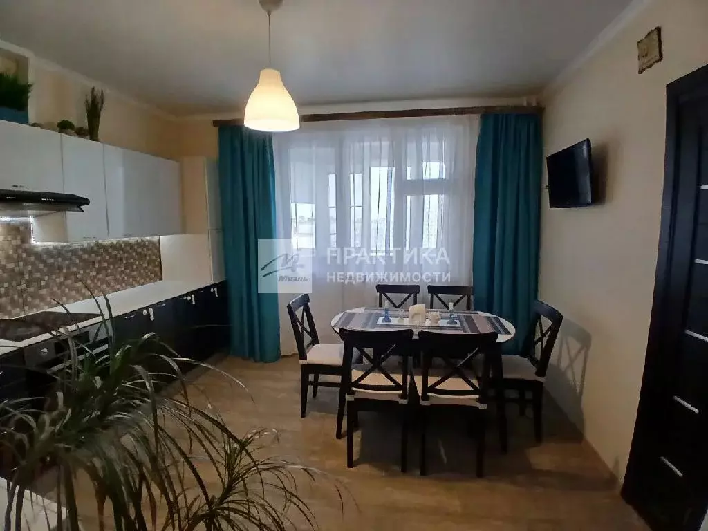 Продается 2-комнатная квартира - Фото 1