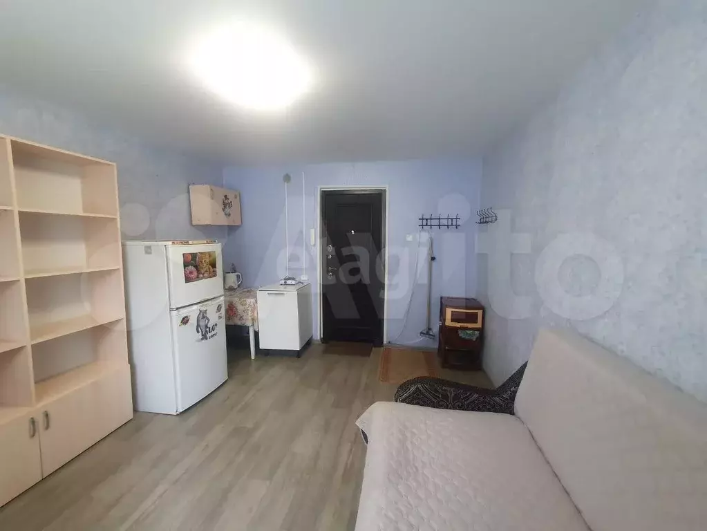 Комната 13,5 м в 1-к., 1/5 эт. - Фото 1