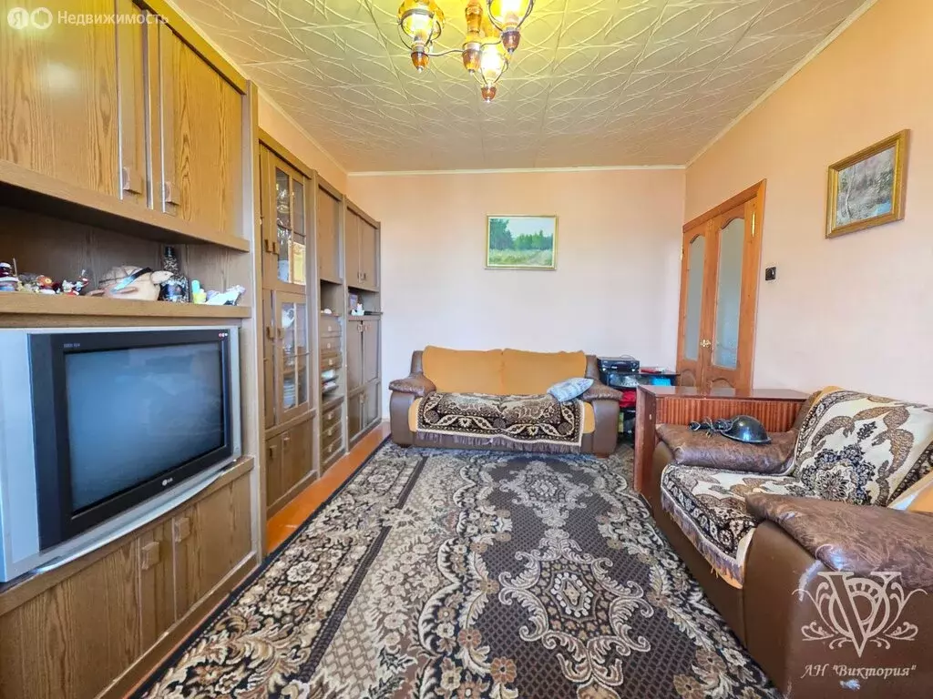 3-комнатная квартира: Ухта, улица Сенюкова, 18 (68.1 м) - Фото 1
