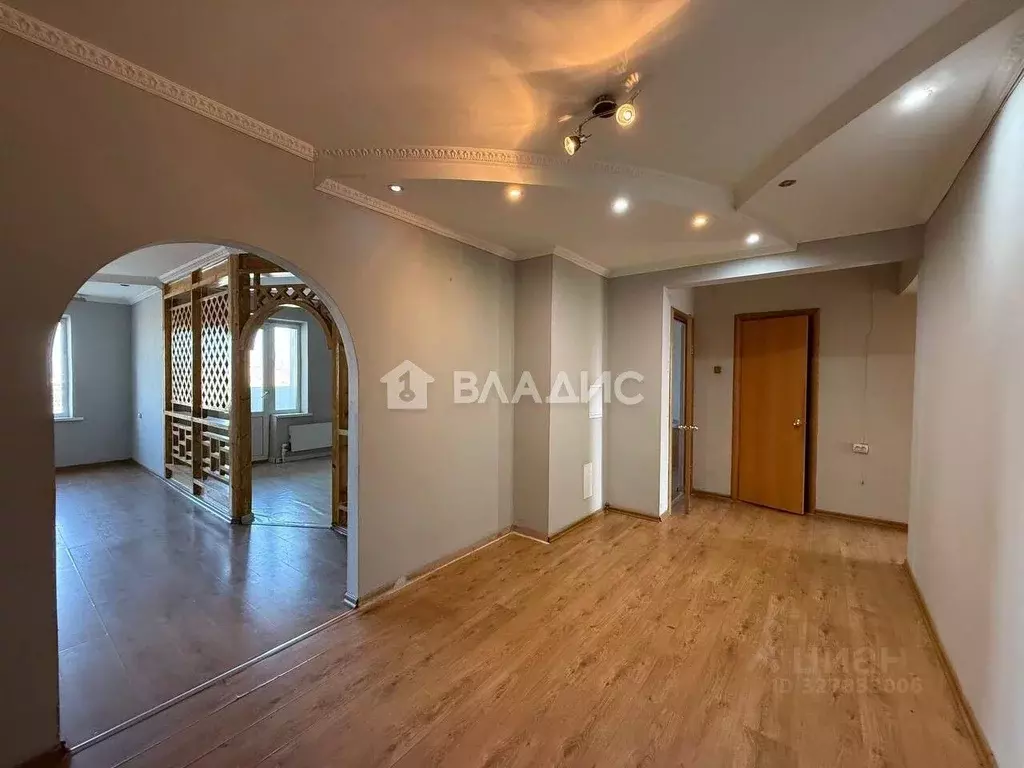 3-к кв. Бурятия, Улан-Удэ Ключевская ул., 70А (82.0 м) - Фото 1