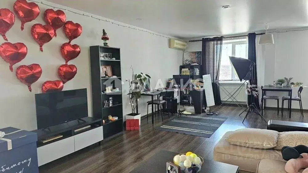 2-к кв. Волгоградская область, Волгоград пос. Ангарский, ул. Маршала ... - Фото 0