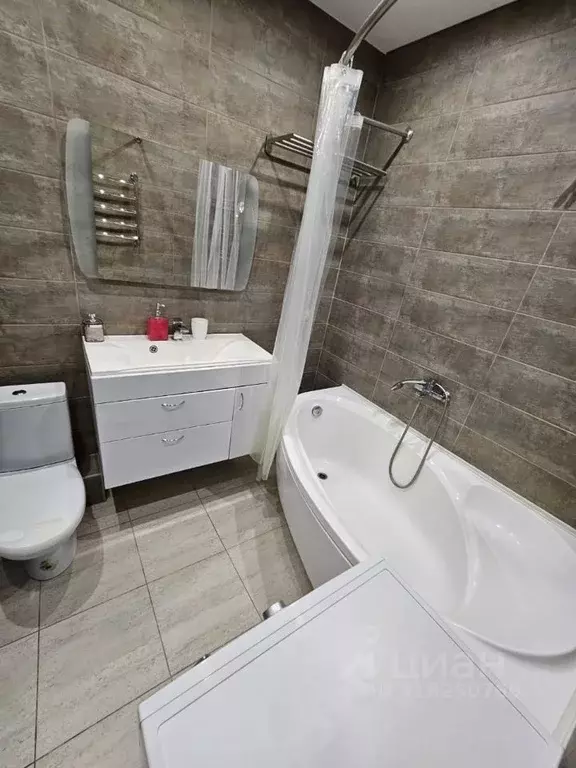 Студия Кировская область, Киров ул. Калинина, 40 (37.0 м) - Фото 1