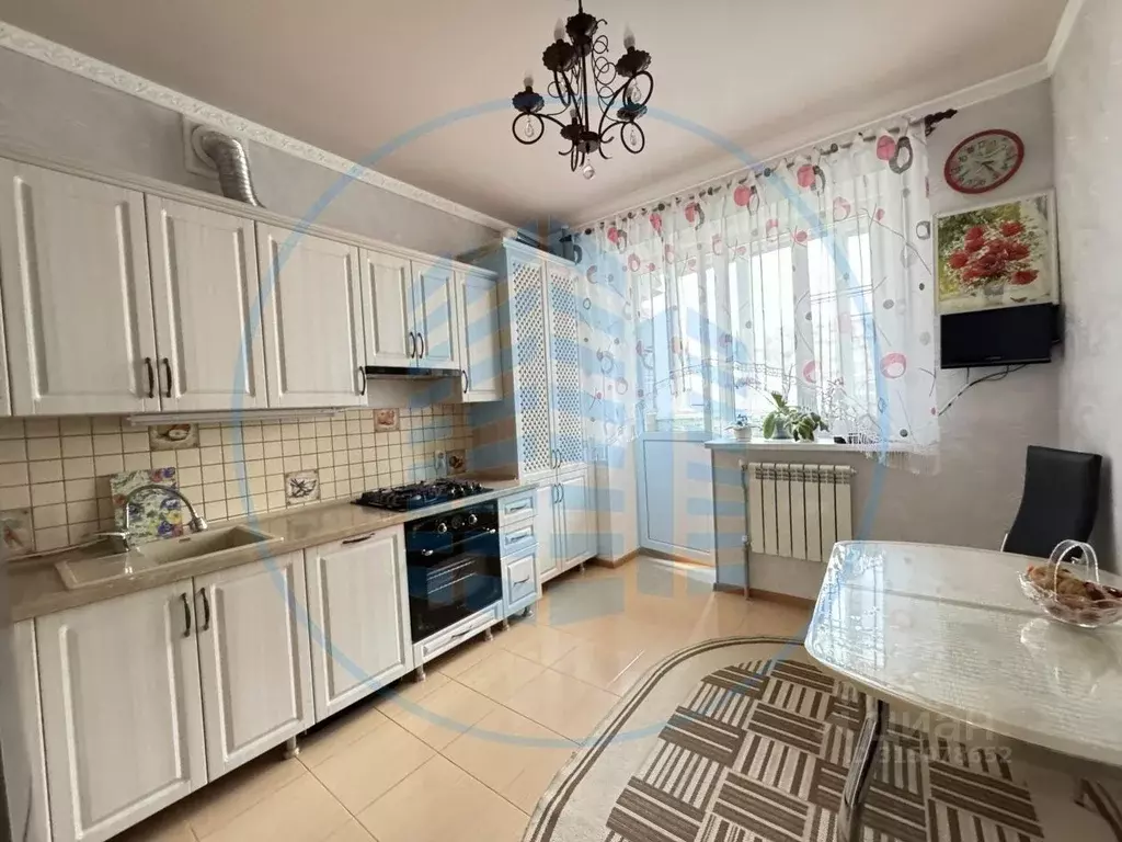 2-к кв. Ставропольский край, Ессентуки ул. Маяковского, 17А (55.7 м) - Фото 0