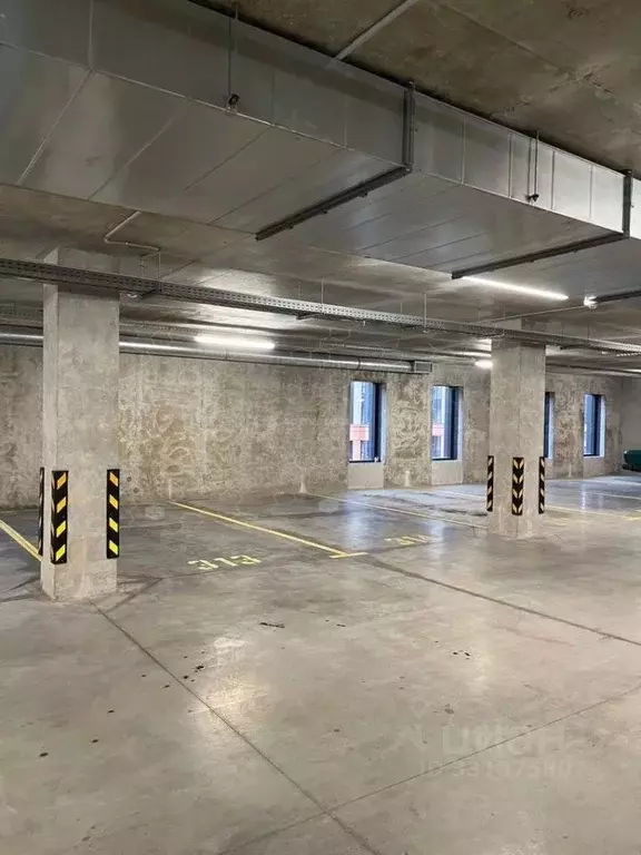 Гараж в Санкт-Петербург ул. Александра Матросова, 8к5 (13 м) - Фото 1