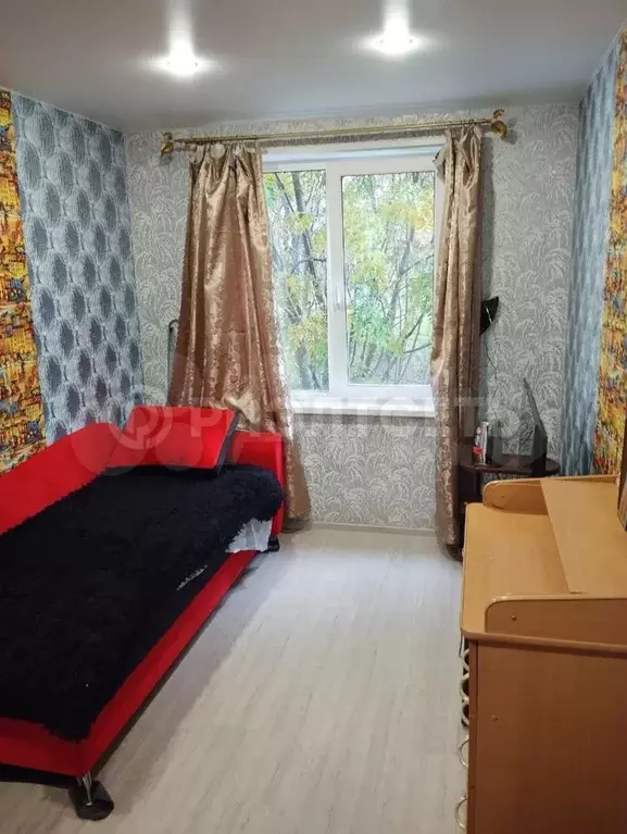 Комната 11 м в 3-к., 1/9 эт. - Фото 0