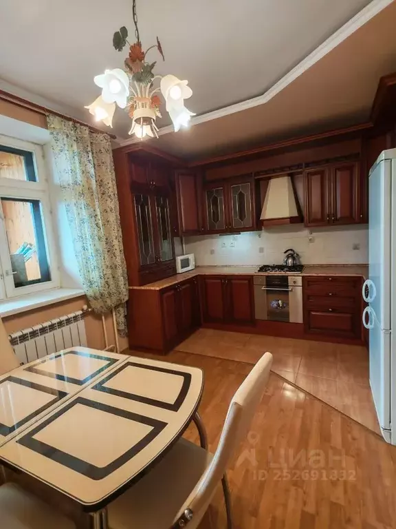 2-к кв. Татарстан, Казань Гвардейская ул., 16б (70.0 м) - Фото 1