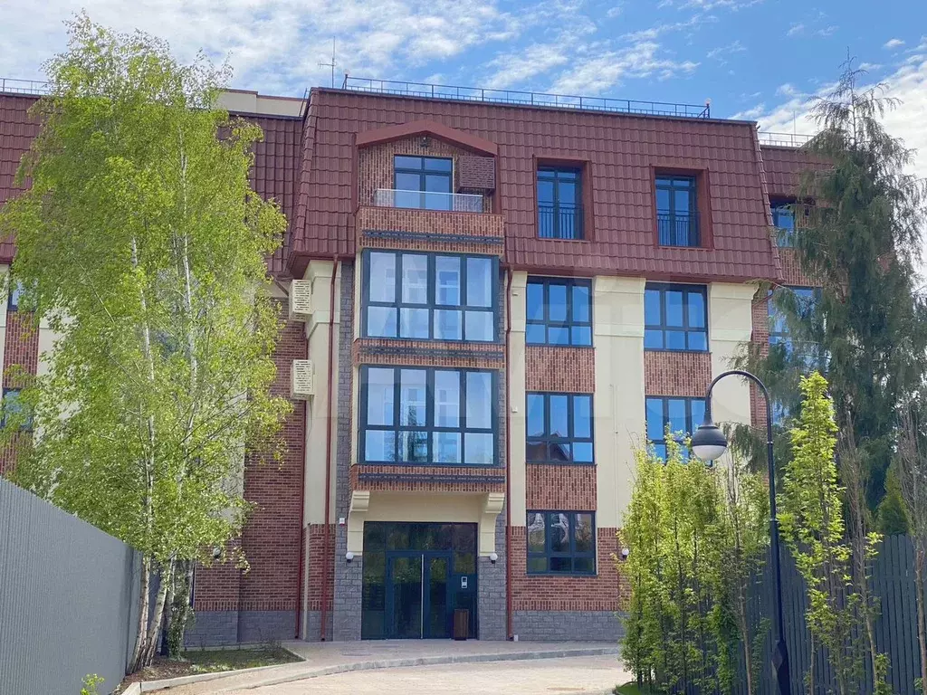 2-к. квартира, 69 м, 4/4 эт. - Фото 0