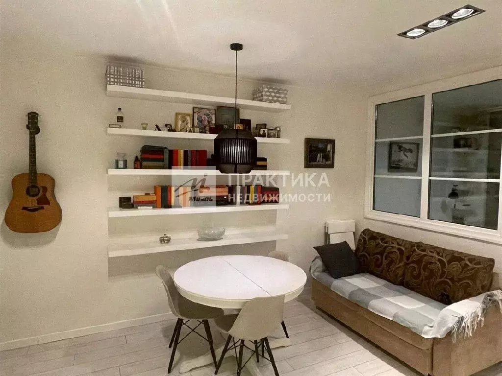 Продается 2-комнатная квартира - Фото 2