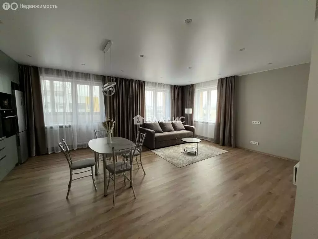 1-комнатная квартира: Улан-Удэ, микрорайон 140Б, 9 (58.1 м) - Фото 1