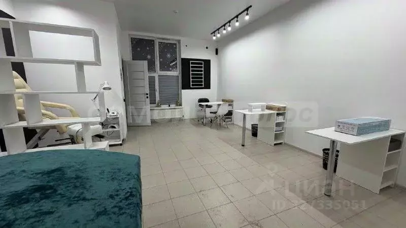 Помещение свободного назначения в Московская область, Наро-Фоминск ул. ... - Фото 2