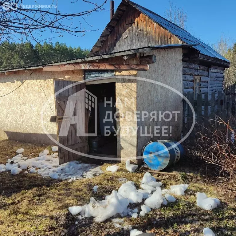 Дом в Пермский край, Чусовской муниципальный округ, рабочий посёлок ... - Фото 1