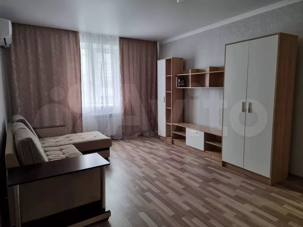 1-к. квартира, 50 м, 1/3 эт. - Фото 1