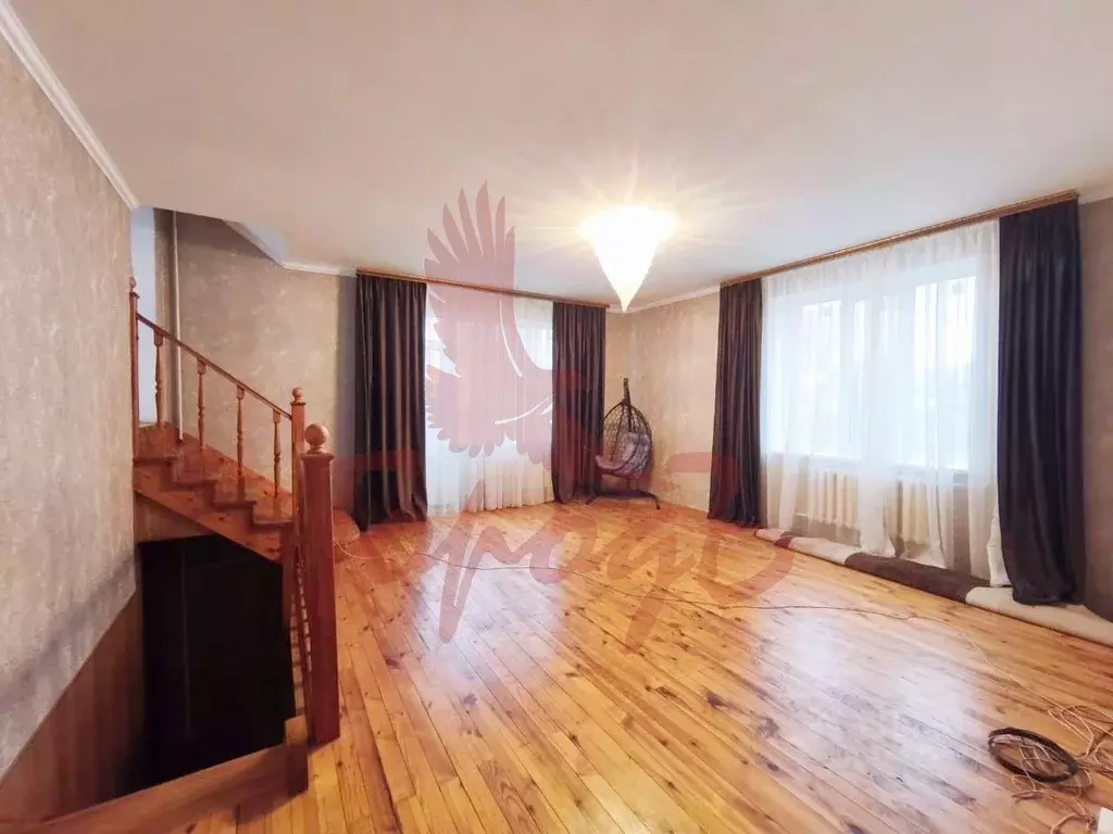 Дом в Орловская область, Орел ул. Пришвина, 40 (256 м) - Фото 1