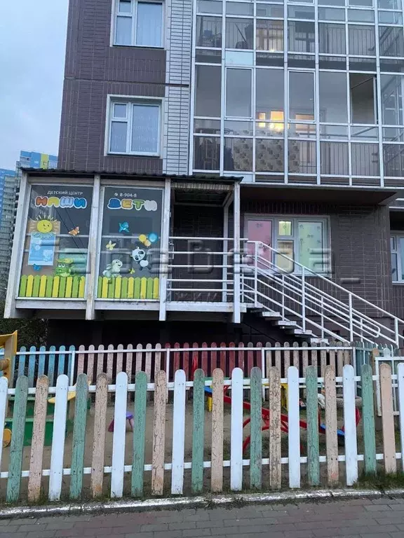 Помещение свободного назначения в Красноярский край, Красноярск ул. ... - Фото 2