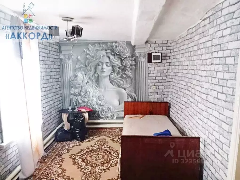 Дом в Алтайский край, Бийск городской округ, пос. Нагорный ул. ... - Фото 2