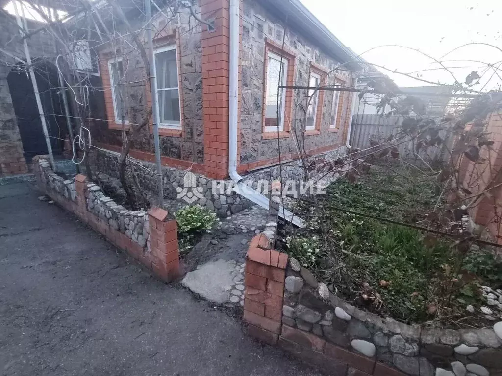 Дом в Краснодарский край, Курганинск ул. Свердлова, 163 (55 м) - Фото 1