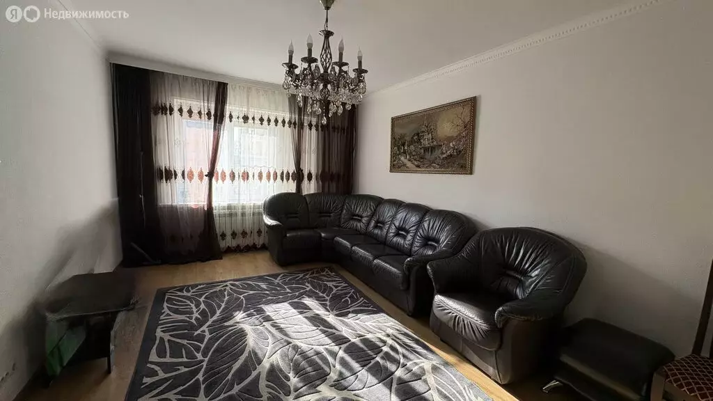 3-комнатная квартира: Нальчик, улица Ю.А. Гагарина, 6 (71.5 м) - Фото 2