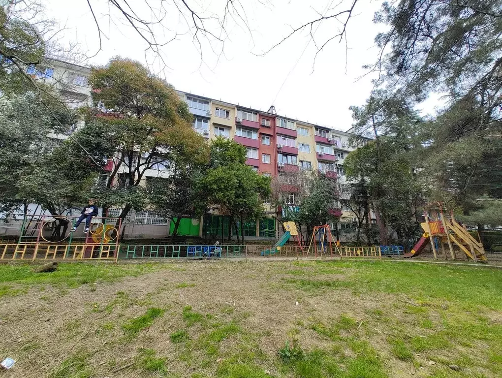 2-комнатная квартира: Сочи, микрорайон Бытха, улица Бытха, 53 (53 м) - Фото 1