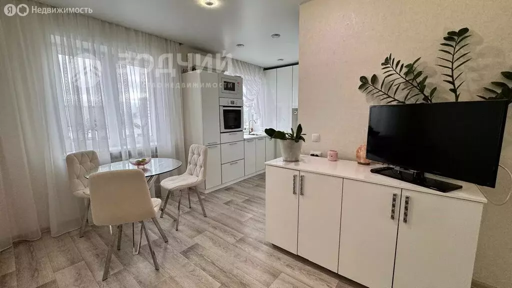 2-комнатная квартира: Чебоксары, Привокзальная улица, 10 (41 м) - Фото 1