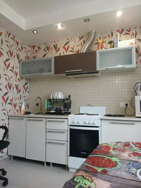 3-к кв. Курская область, Курск просп. Вячеслава Клыкова, 4 (78.4 м) - Фото 1