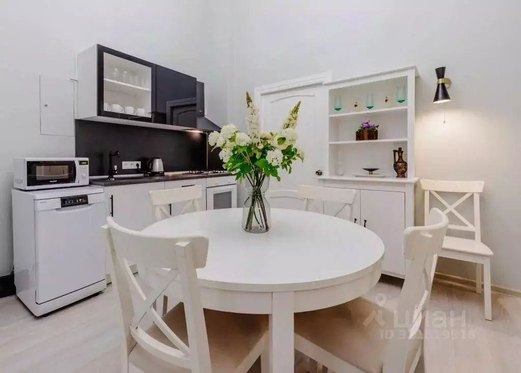 3-к кв. Санкт-Петербург ул. Марата, 4 (105.0 м) - Фото 2