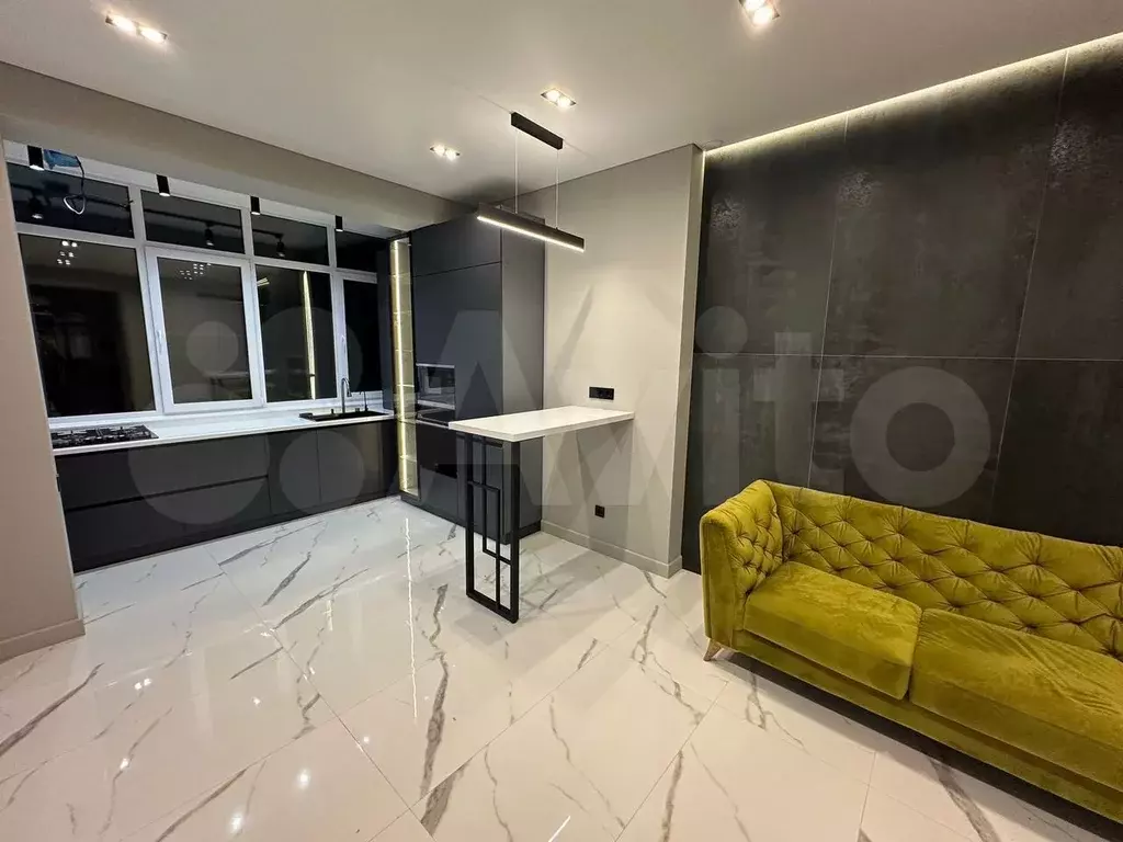 1-к. квартира, 50 м, 4/4 эт. - Фото 0