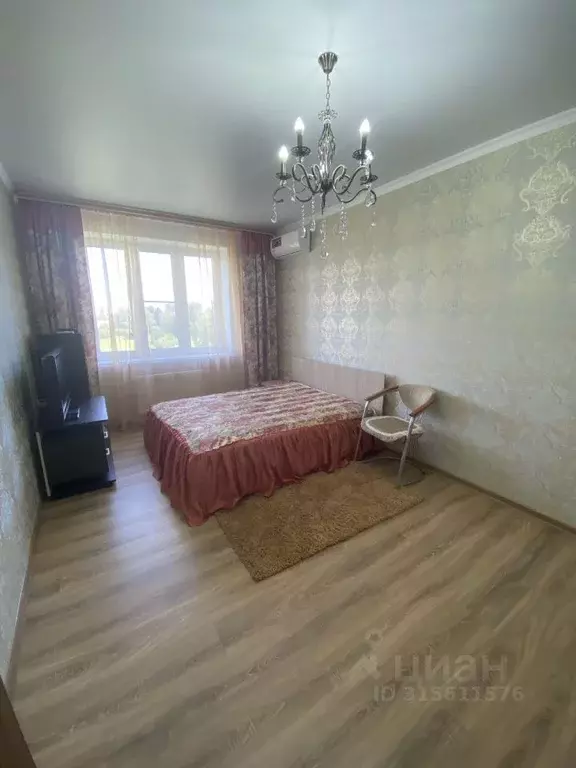 1-к кв. Краснодарский край, Горячий Ключ ул. Ленина, 203М (38.0 м) - Фото 0