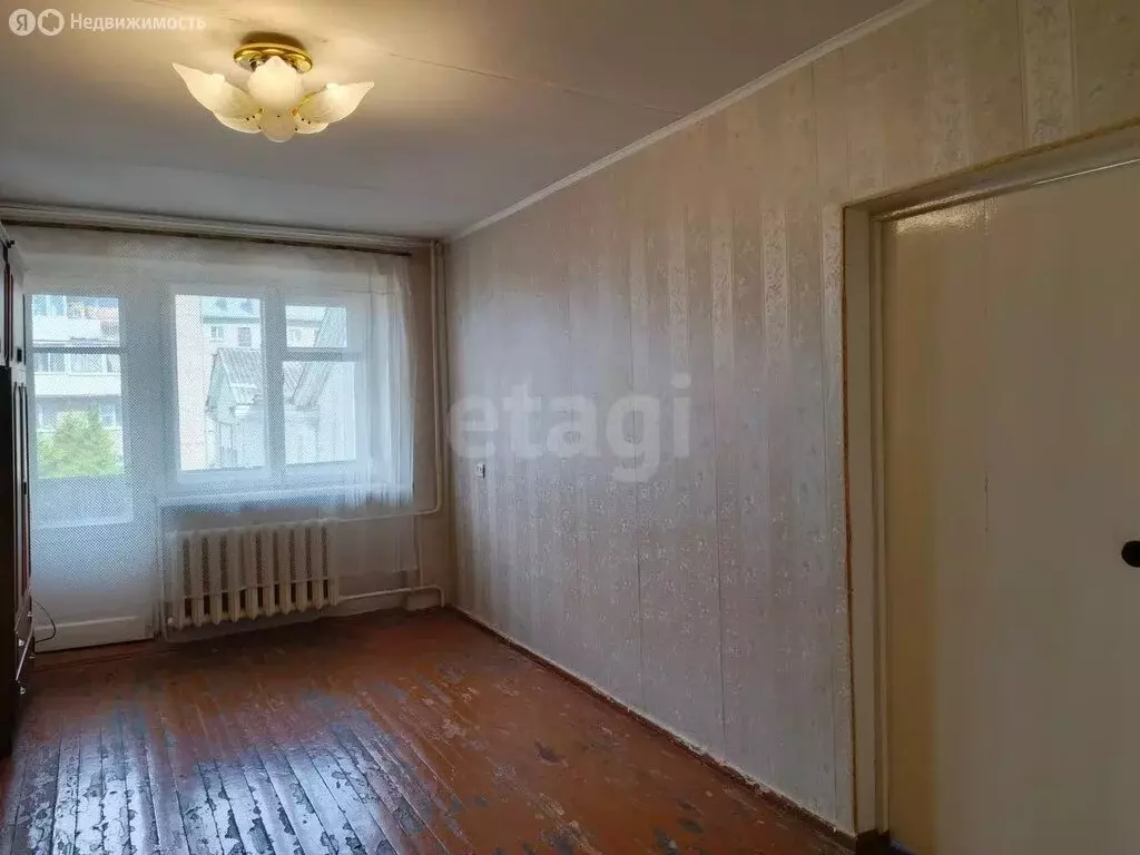 2-комнатная квартира: Остров, улица 1 Мая, 10 (40.6 м) - Фото 1