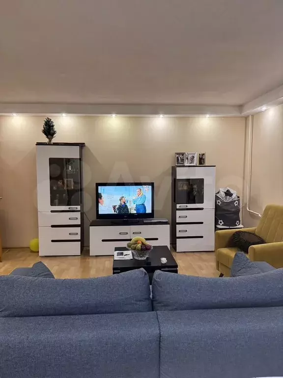 3-к. квартира, 75 м, 2/9 эт. - Фото 1