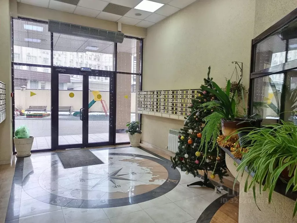 4-к кв. Воронежская область, Воронеж ул. Пятницкого, 65А (200.0 м) - Фото 2