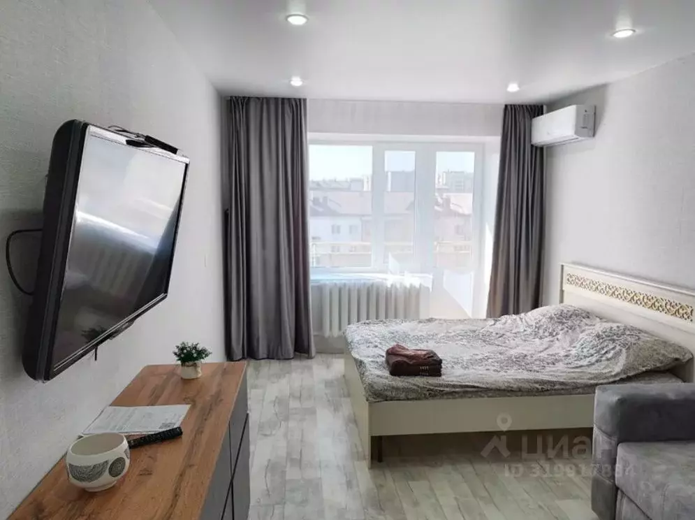 1-к кв. Тюменская область, Тюмень ул. Республики, 94 (34.0 м) - Фото 1