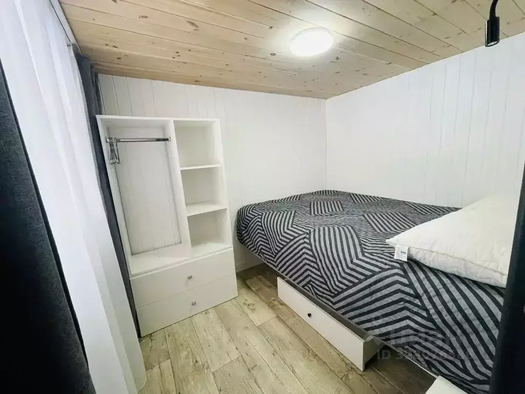 Дом в Иркутская область, Ольхонский район, пос. Хужир ул. Мира, 3 (30 ... - Фото 2