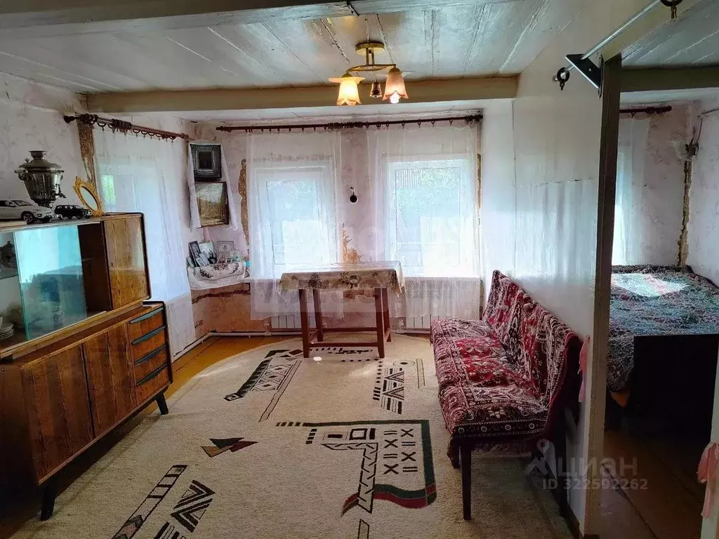 Дом в Оренбургская область, Сакмарский район, с. Марьевка Центральная ... - Фото 2