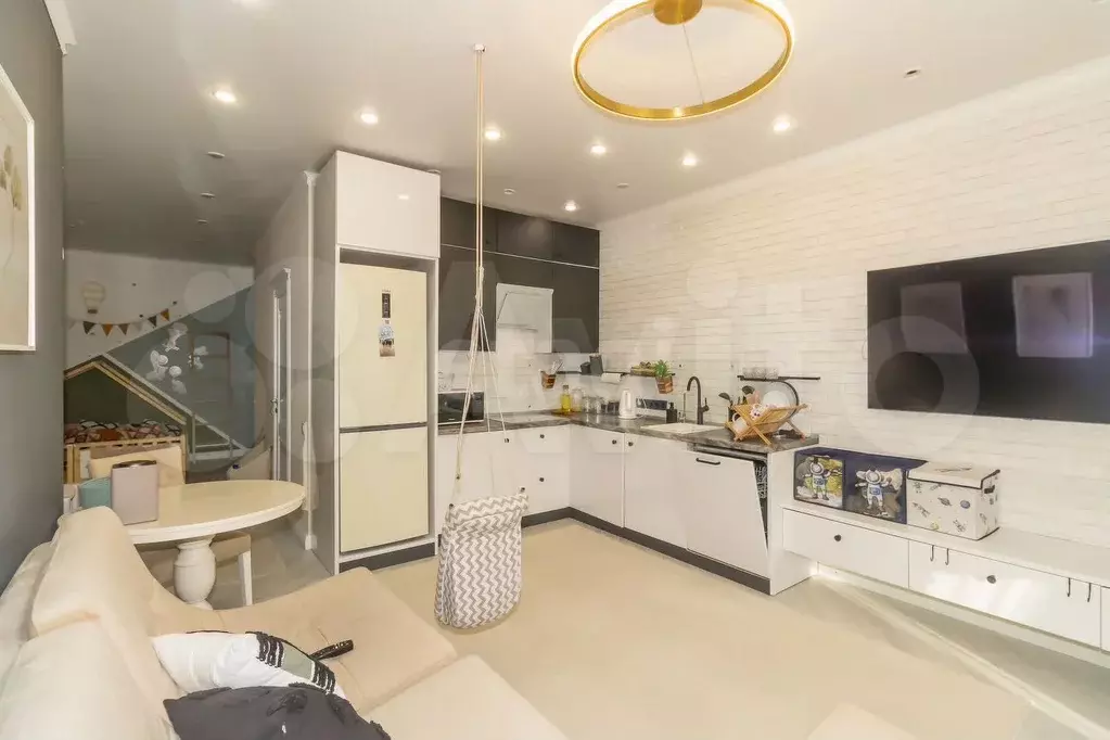 3-к. квартира, 80 м, 6/26 эт. - Фото 0