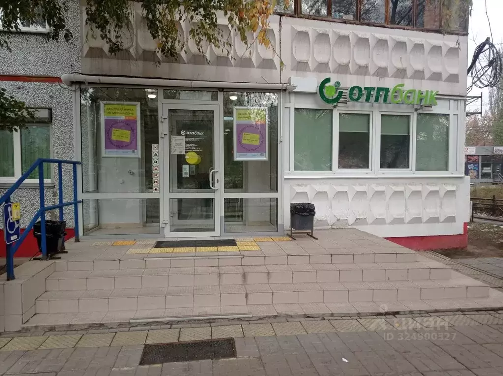 Помещение свободного назначения в Омская область, Омск ул. Дианова, 8 ... - Фото 2