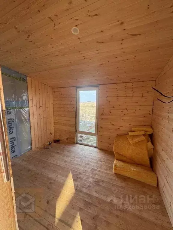 Дом в Крым, Сакский район, Молочненское с/пос, с. Витино уч2 (63 м) - Фото 1